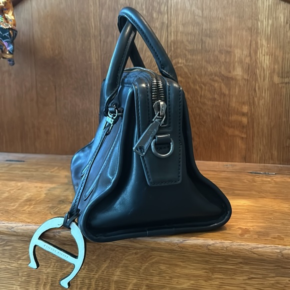 Etienne Aigner bag with handles, nice leather purse - Picture 4 of 8